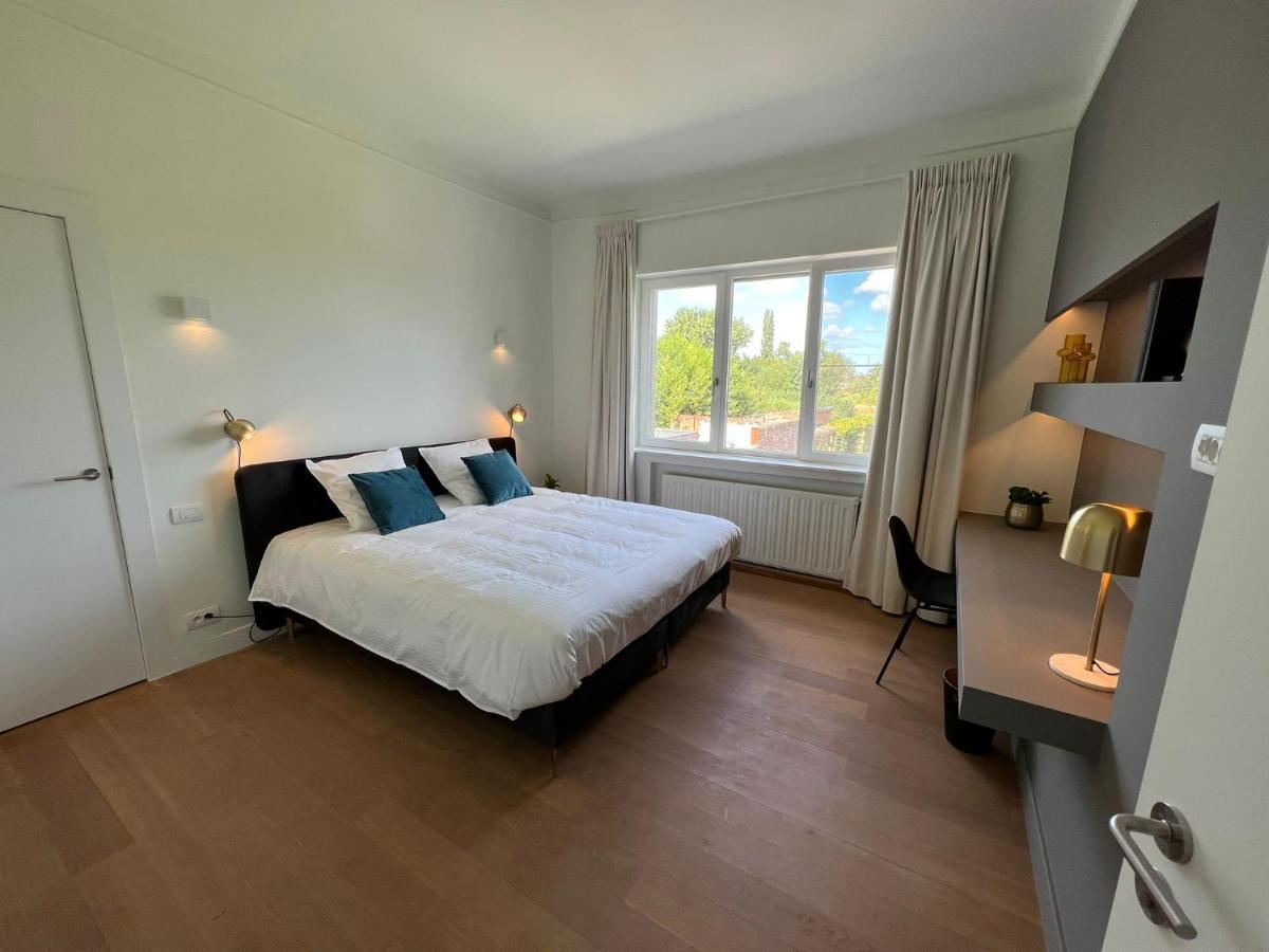 Bed and Breakfast Tuss Кортрейк Экстерьер фото
