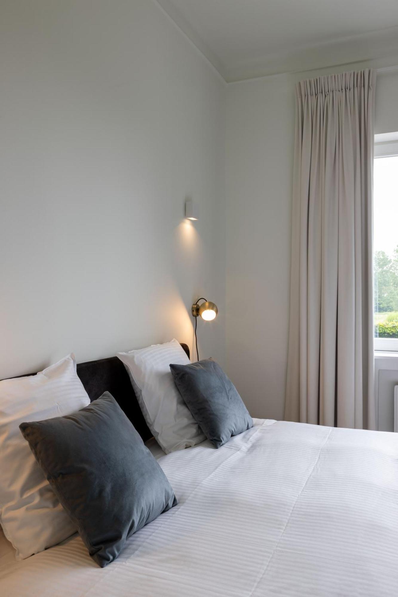 Bed and Breakfast Tuss Кортрейк Экстерьер фото
